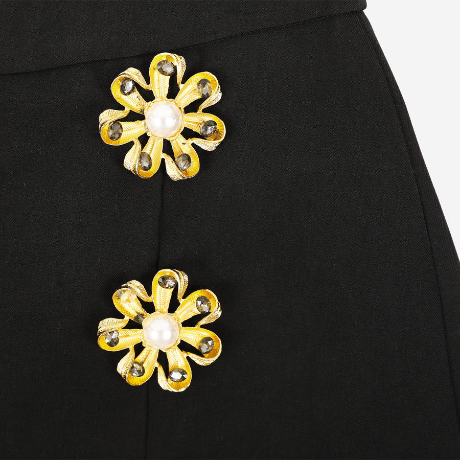 Saia calção Preta com Botões Dourados Florais - Image 2